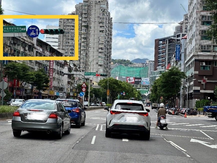 新北增設機車兩段式左轉標誌　機車族一目了然