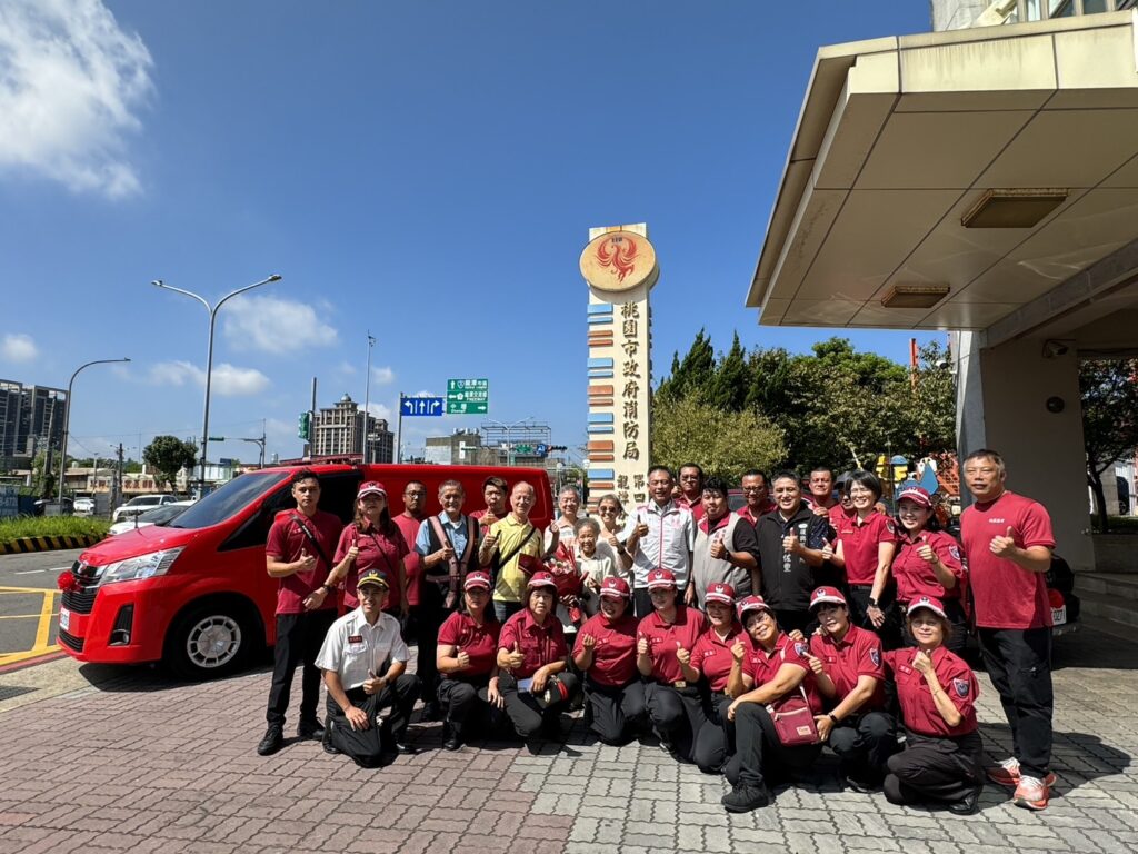 傳承父親遺志-桃園市民捐贈桃消復興、巴陵分隊災情勘查車