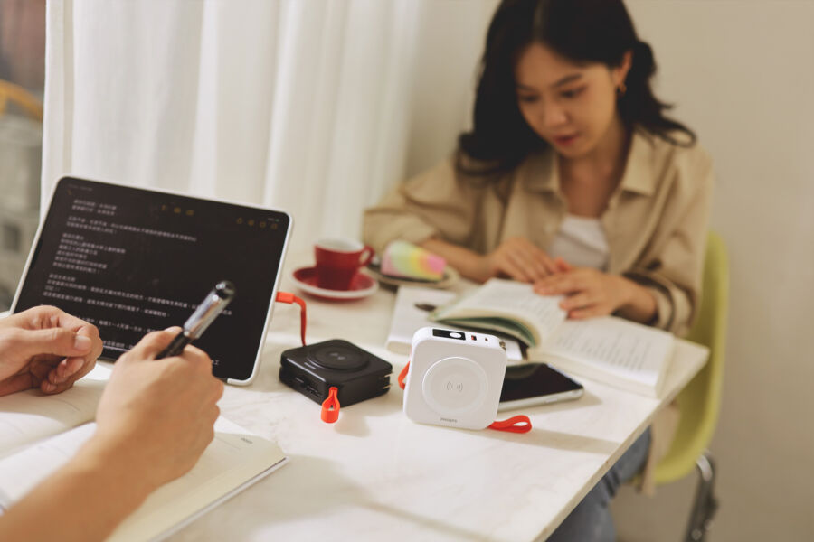 果粉們必收！philips發表funcube-2.0放心充多合一行動電源