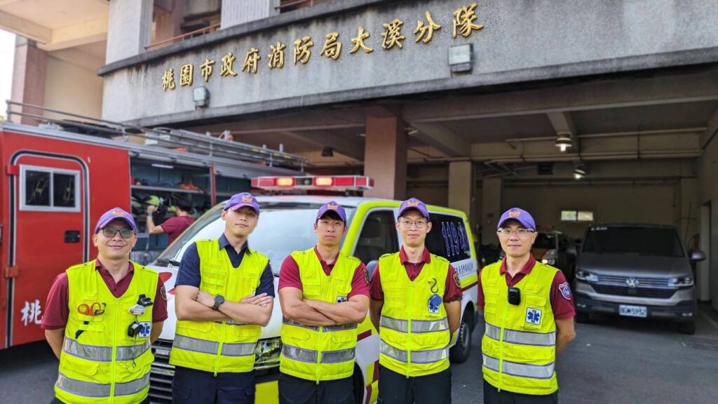 男子用餐到一半突失去呼吸心跳-桃消大溪分隊鬼門關前救回