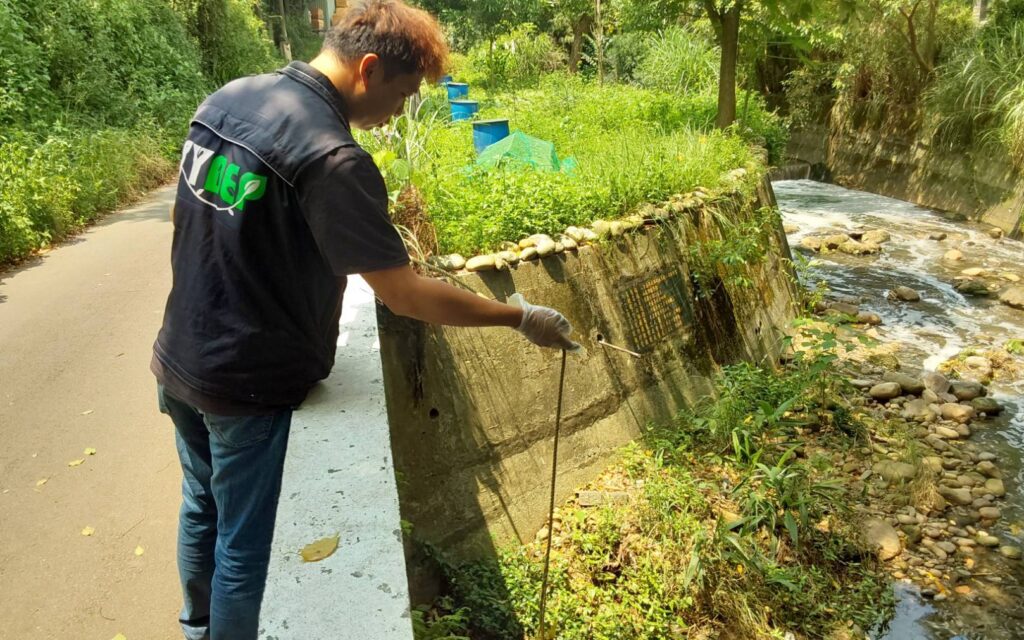 打擊不肖業者成效卓越-桃市環保局連6年獲金環獎肯定
