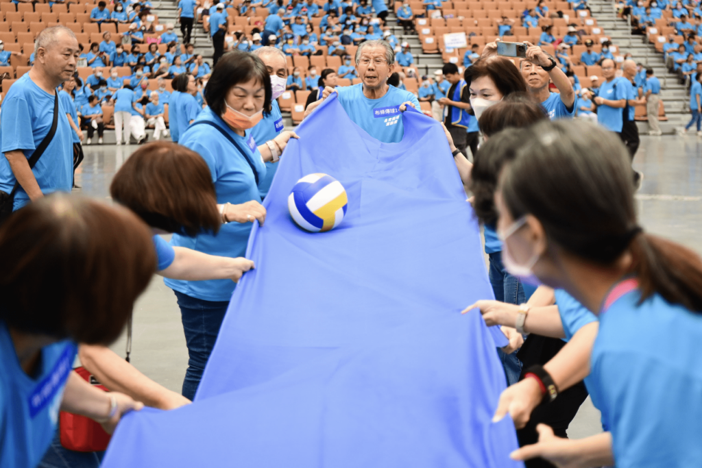 桃園長青運動會創新高-張善政勉勵長者動起來