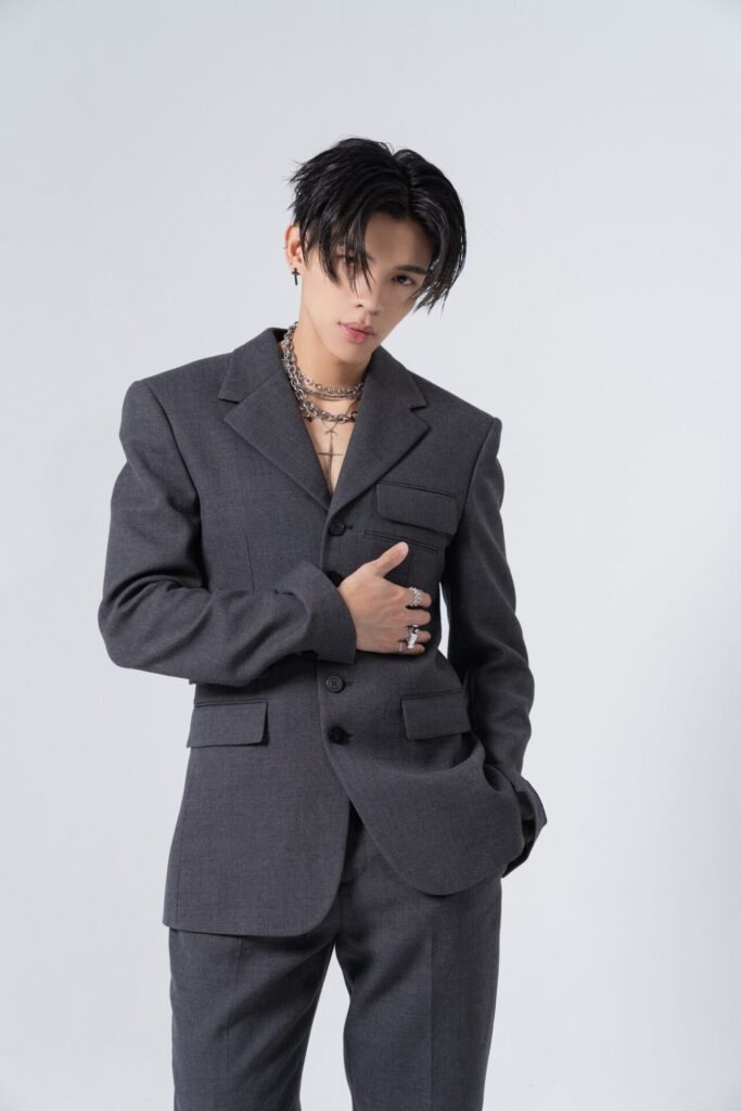 kire-玩慾情歌-下猛藥挑戰男男愛戀