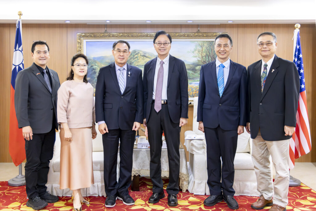 張善政與北美台商聯合總會交流-聚焦高科技產業合作