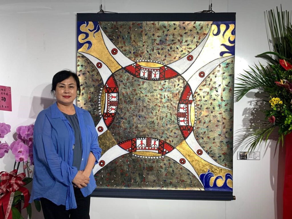 淡水里長彭梅香多才多藝-滬尾藝文休閒園區展出金、銀箔藝術個展