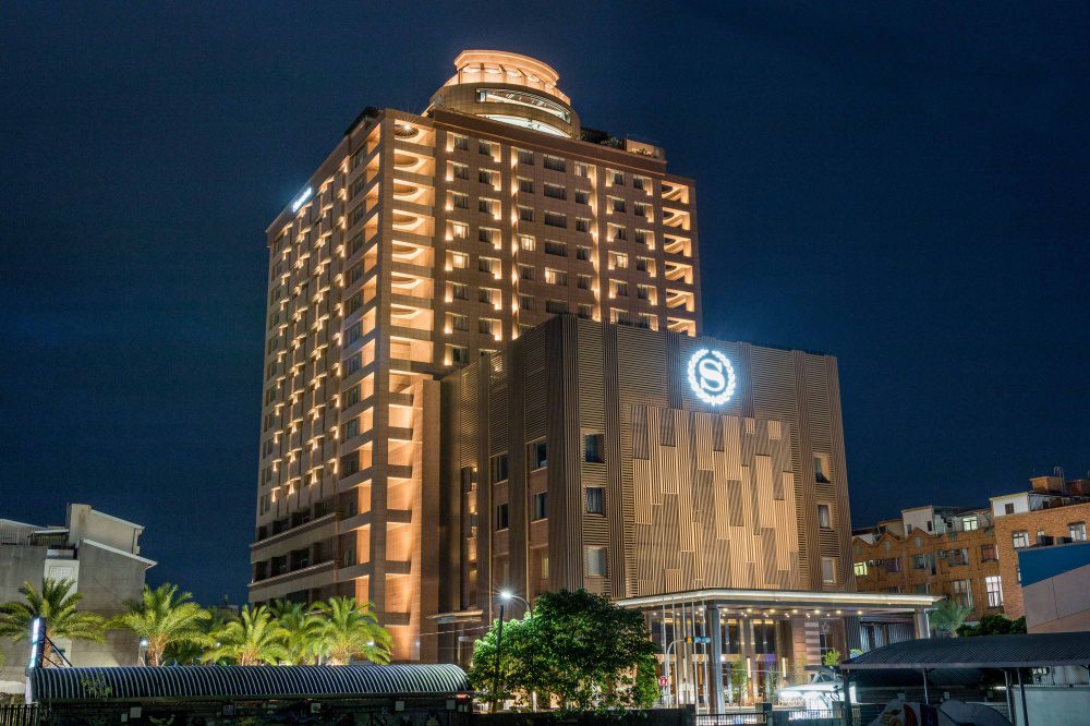 全台室內最大實體南瓜造型在台東-變裝享優惠、闖關抽大獎、鬼新娘的演咒會