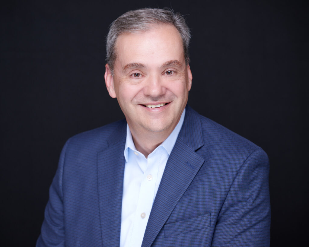 前中情局營運總監andy-makridis加盟dxc-technology擔任公營部門首席顧問