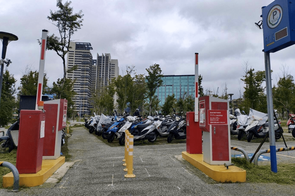 機車族看過來-中和、新莊兩大智慧停車場開放219格位置
