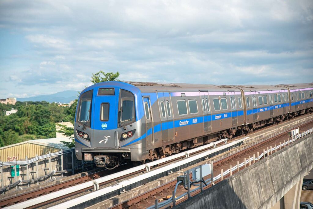 康芮來襲全台停班課1天-桃園機捷取消直達車及加班車