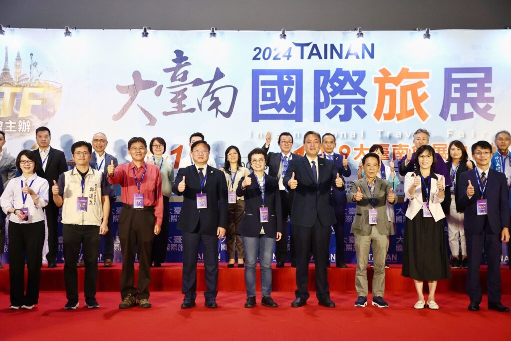 「2024大臺南國際旅展」盛大開展-「臺南館」以全美戲院懷舊登場-黃偉哲市長邀大家逛展拿好禮