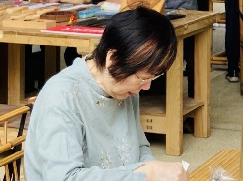刺繡工藝的重要推手-粘碧華獲認定成桃園傳統工藝保存者