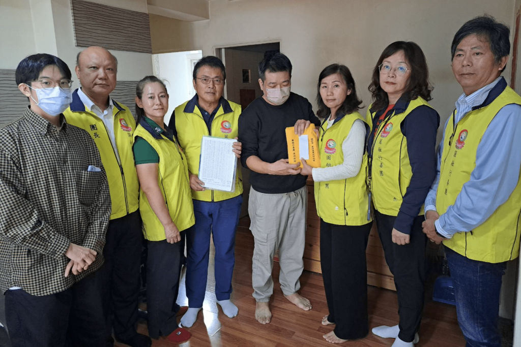 新北墜樓國中生重傷家庭難熬-圓融行善團善心接龍籌款助度難關