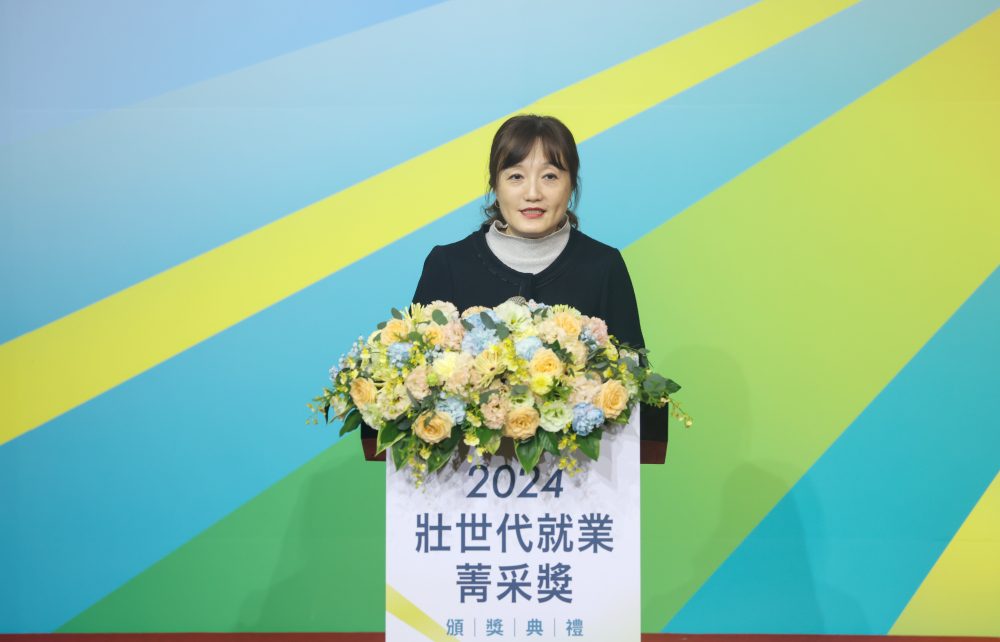 「致敬傑出-榮耀同行」勞動部表揚促進中高齡者及高齡者就業友善職場