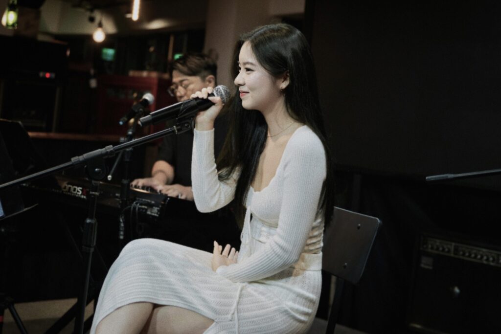 耶誕節前推出個人首張單曲　新人女歌手sana唱出初戀分別傷感