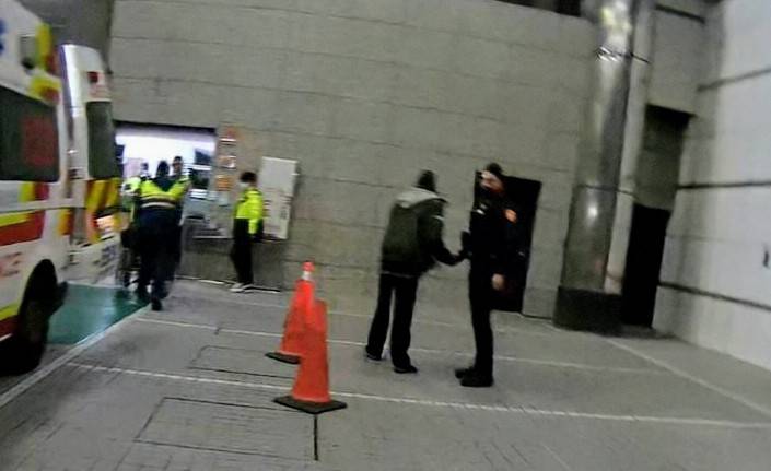 上班癲癇突發嚇壞同事-蘆竹警緊急開道助送醫