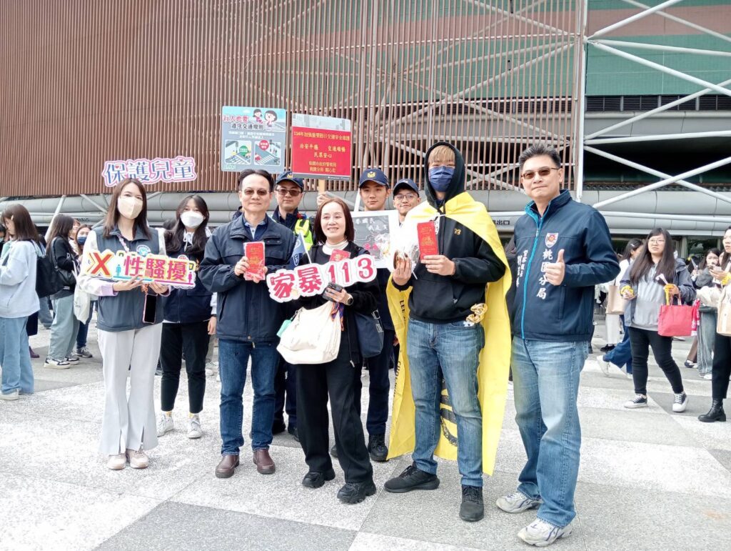 韓團「fnc」桃園開唱-警方宣導識詐與交通安全
