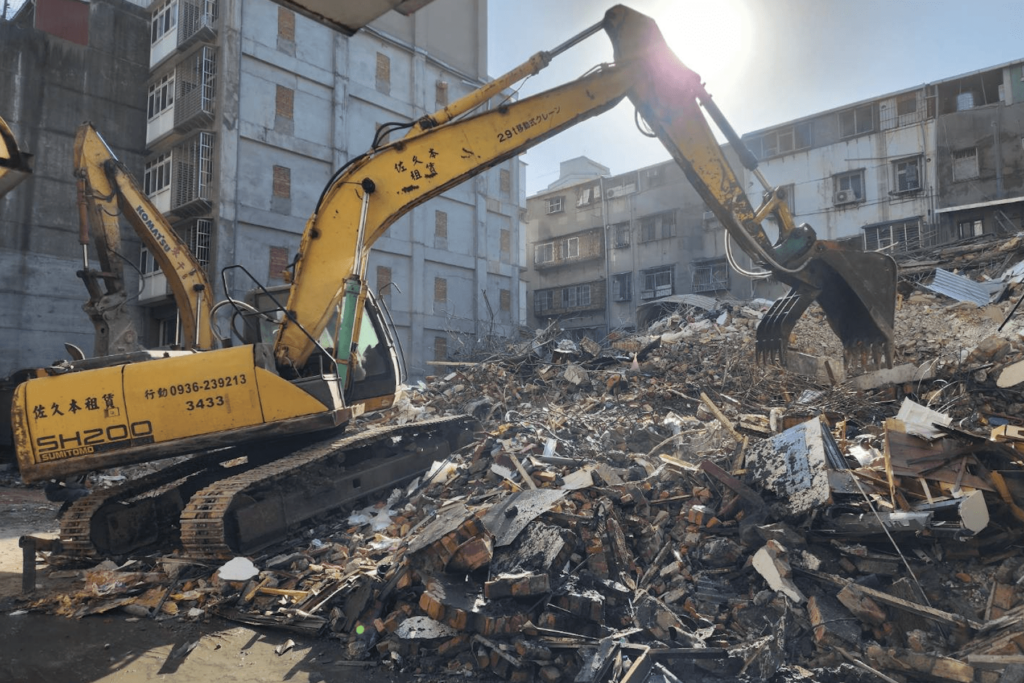 六張街突發建築毀損-新北市府火速應對-確保居民安全