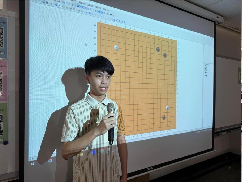 高雄市首位非學校型態實驗教育生-以圍棋技藝受特殊選才錄取國立大學