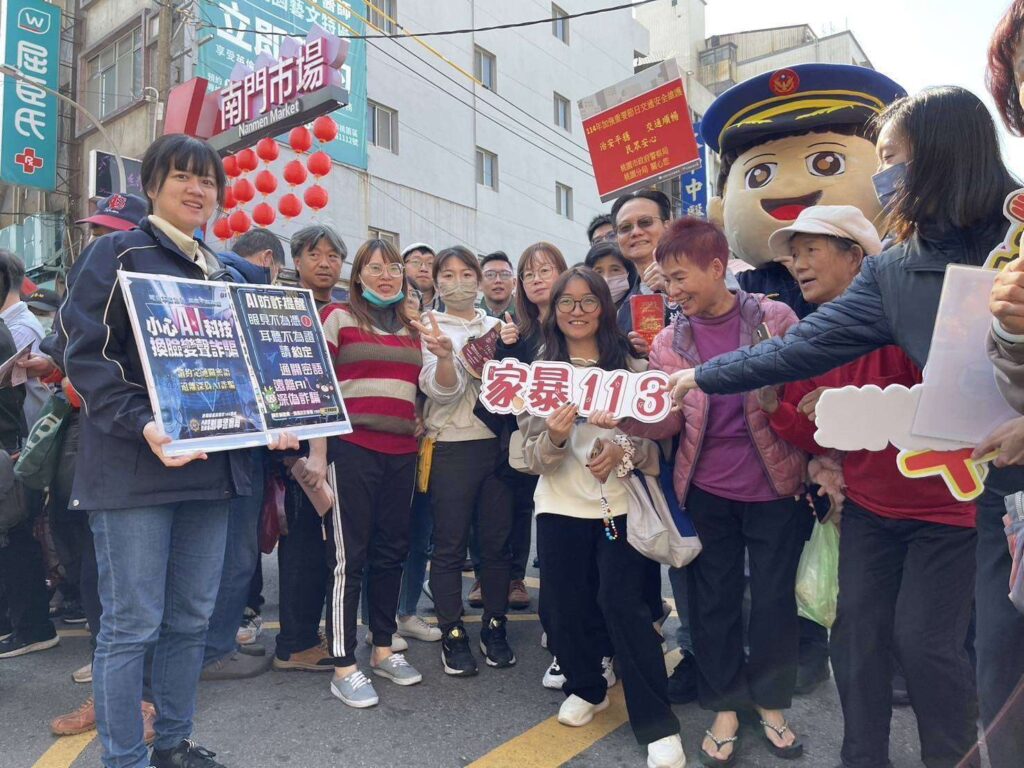 春節人潮湧現-桃警提醒防扒竊並推動反詐五不