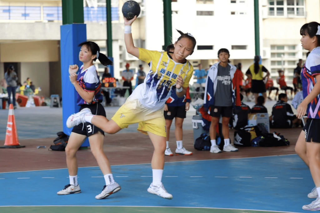 新北手球女隊大滿貫-新莊、漳和國中勇奪三冠榮耀全國