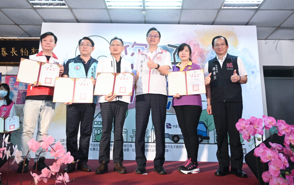 桃園社會局助街友重拾信心-盥洗基地、義剪服務獲好評