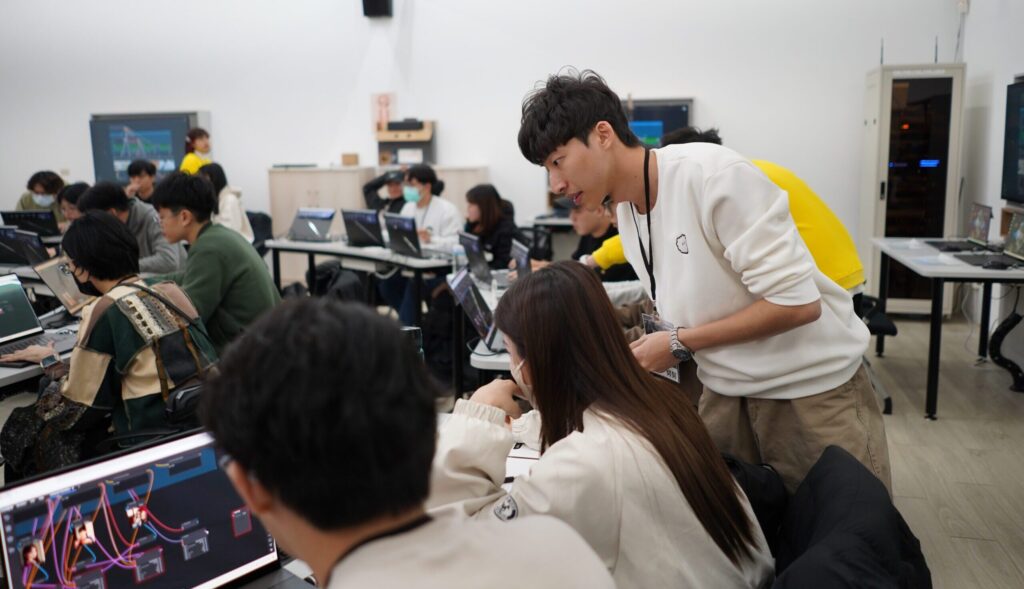 東海大學「玉釵ai-nb教室」迎來ai教育新血　nuva攜手nvidia共育ai圖像創作人才