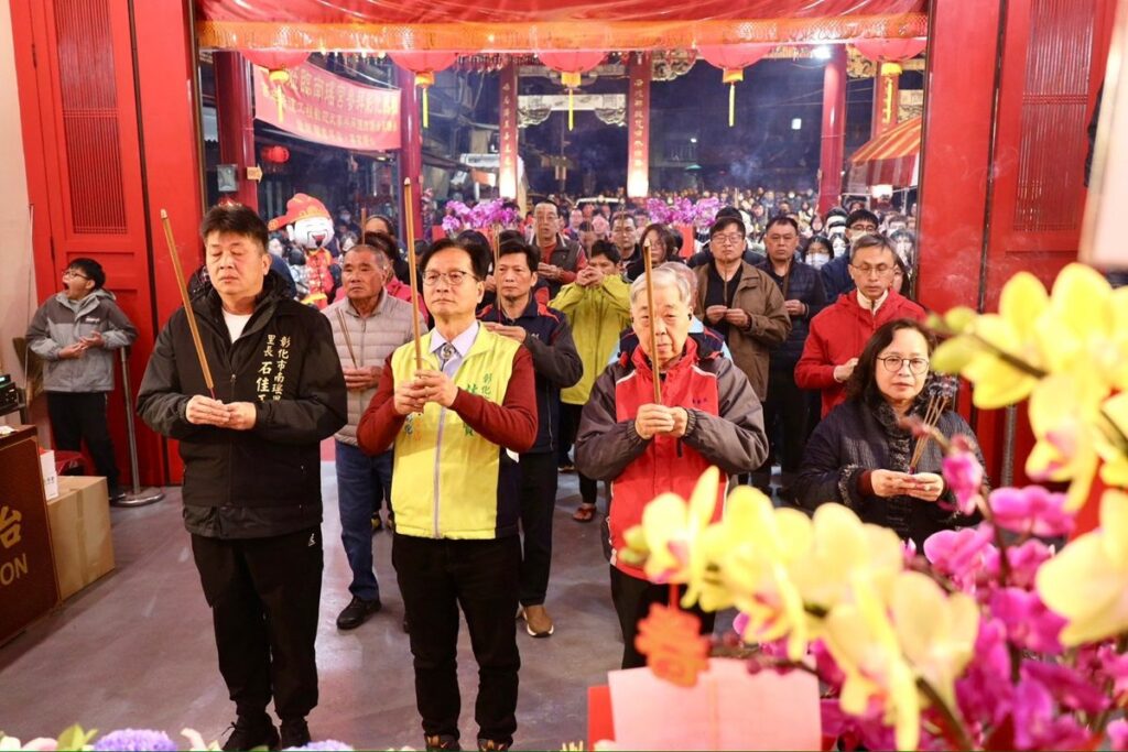 南瑤宮大年初一抽出全年運勢四支籤詩　為信眾提供新年運勢