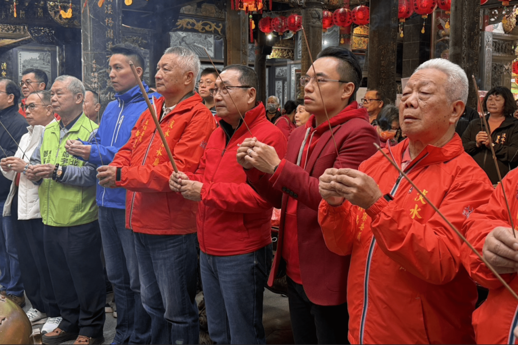 淡水走春新風貌-侯友宜邀民眾一起在天元宮賞櫻祈福