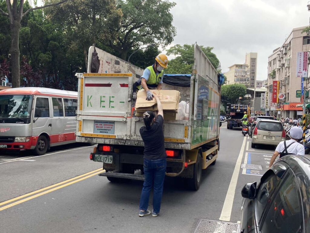 桃園垃圾車「這天」恢復收運-亂丟最高罰6000元