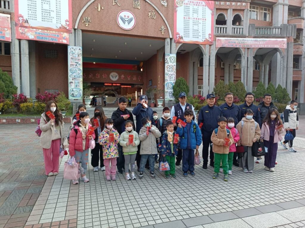 開學了！龜山警前進校園-守護通學安全