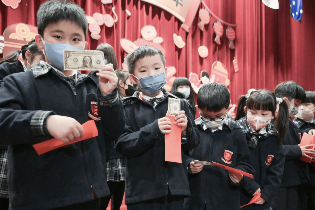 張善政出席新興國際中小學賀新春活動-鼓勵學子拓展國際視野