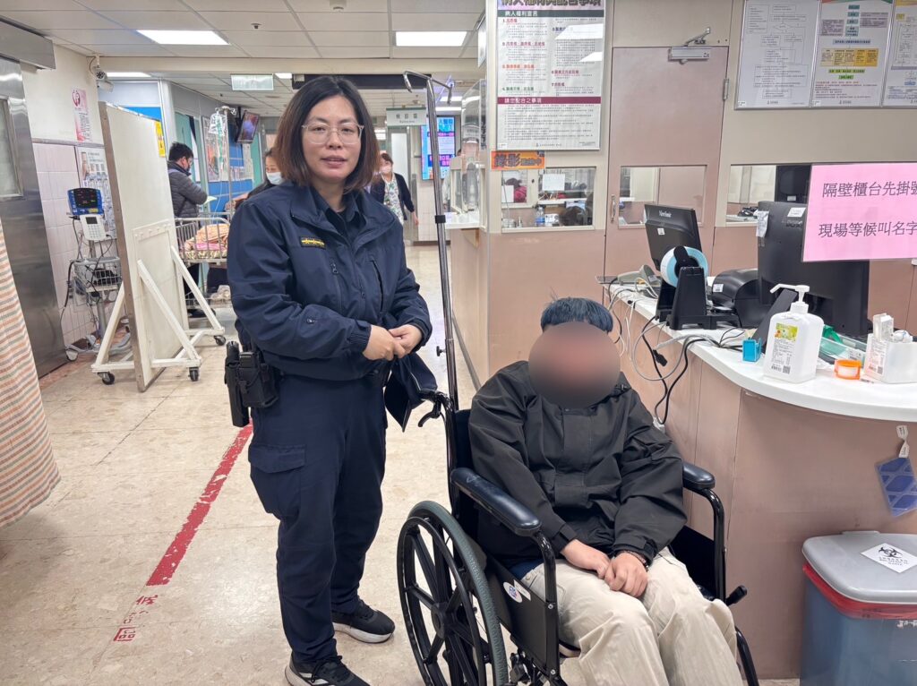 女子心臟病發意識不清-大溪警開道15分鐘送醫