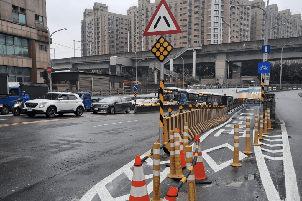 單車族有福了-新樹地下道機慢車道改為自行車專用道-2/15-起開放通行