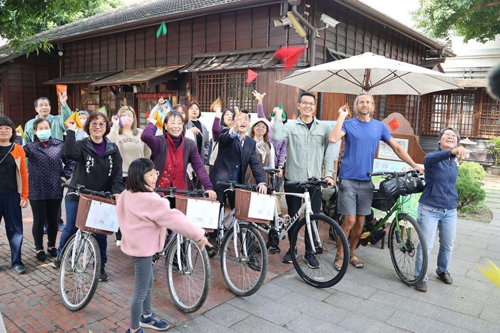 雲林社區繪本新書發表暨走讀開跑　邀你一起騎腳踏車走讀故事現場