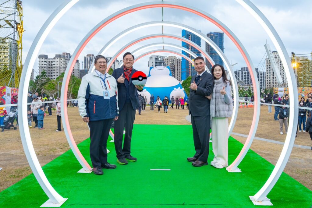 桃竹苗縣市首長合體參觀台灣燈會-感受傳統到現代的變遷