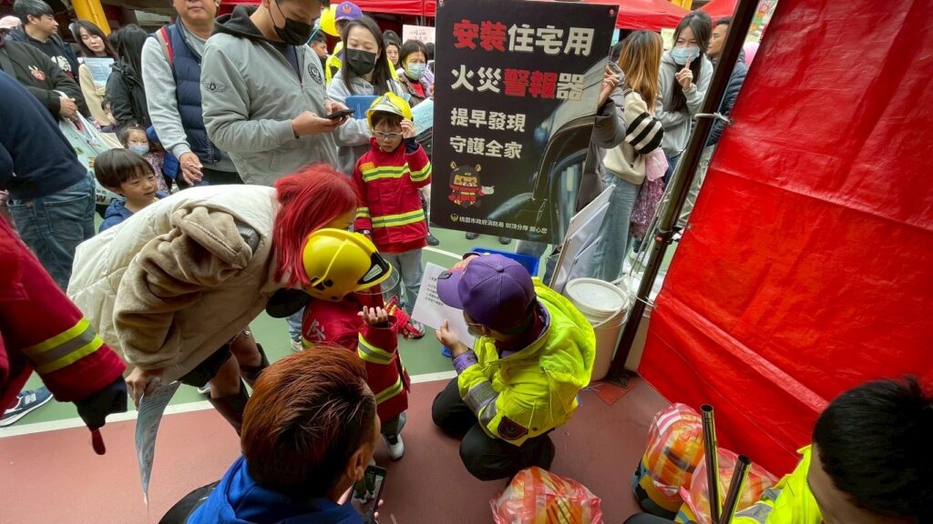 圳頂消防分隊強化民眾防火知識-清明前夕前進仁和國小宣導