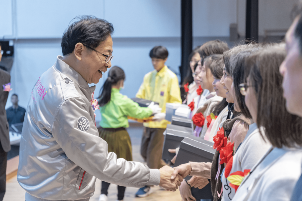 武陵高中70週年盛典-張善政祝賀：人才輩出-再創高峰