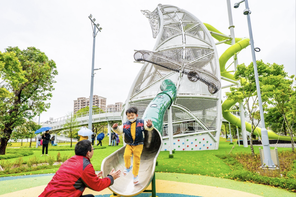 桃園最高溜滑梯-楓樹腳公園煥新啟用-張善政邀市民體驗