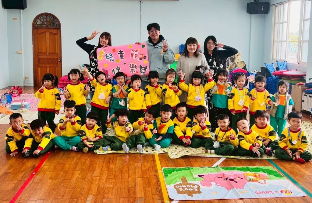 花蓮市幼提前歡慶兒童節-魏嘉彥同歡共樂笑聲四起-  