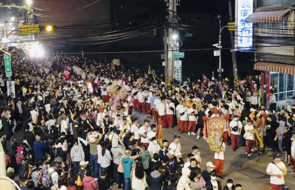 全台都在看！-大甲「媽祖夜行」直播成熱搜話題