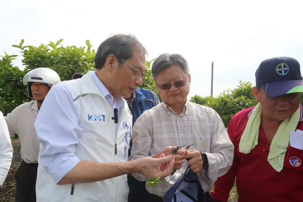 蘇清泉實勘荔枝產業促請救助-農業部啟動災害補助4/9起受理