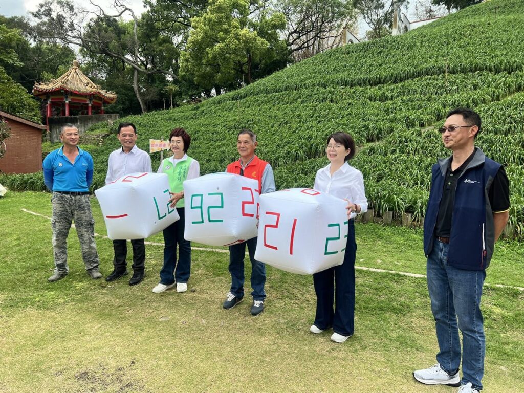 彰化虎山巖金針花爆紅　猜第一朵金針花何時開-請大家把握時間來賞花