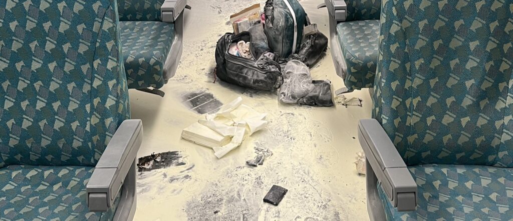 恐怖！行動電源高鐵上自燃-1人遭燙傷