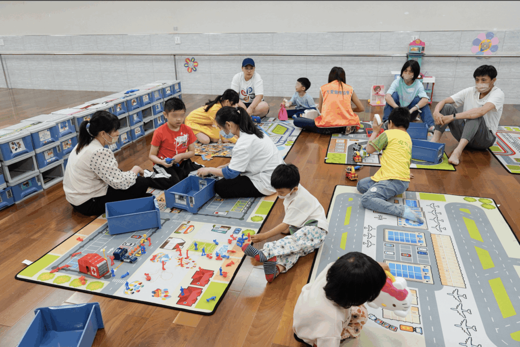 新北打造友善遲緩兒環境-早療中心多元支持-親子共玩共學促進發展