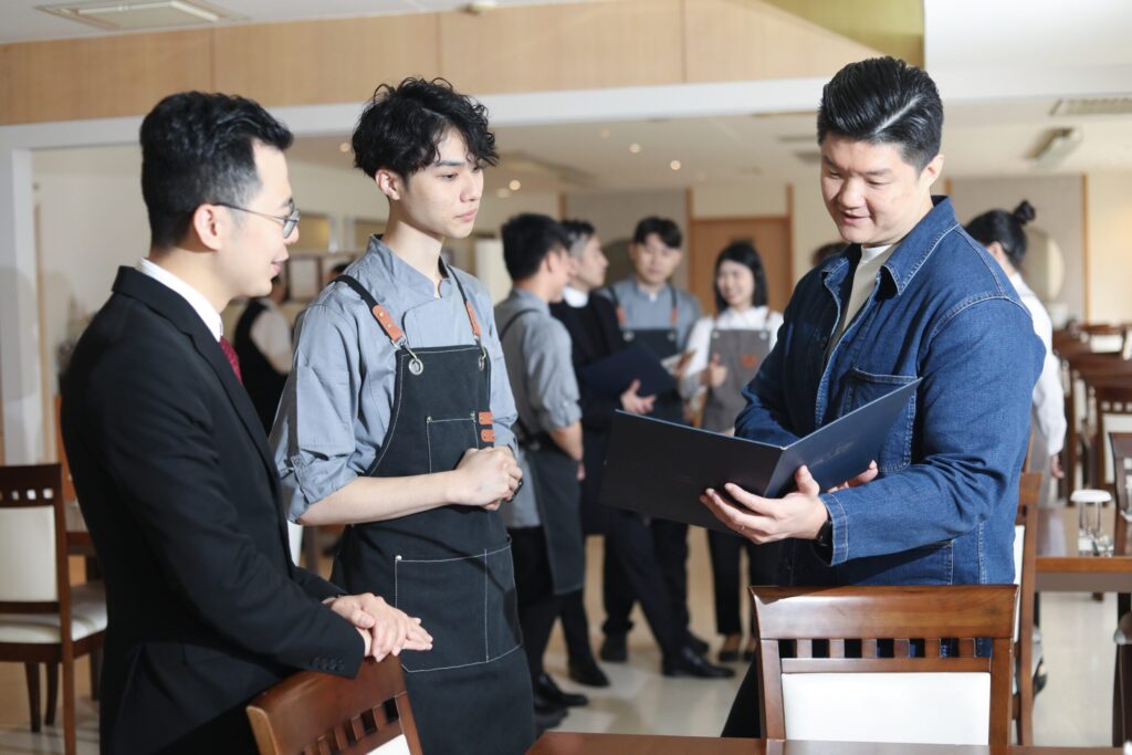 弘光科大餐旅管理系舉辦畢業成果發表餐會　台味創新料理驚豔眾人