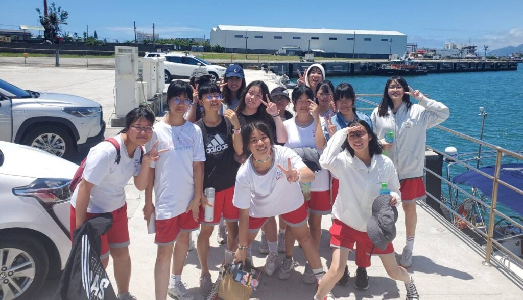 揚帆遠行精彩體驗-花女學生遨遊大洋