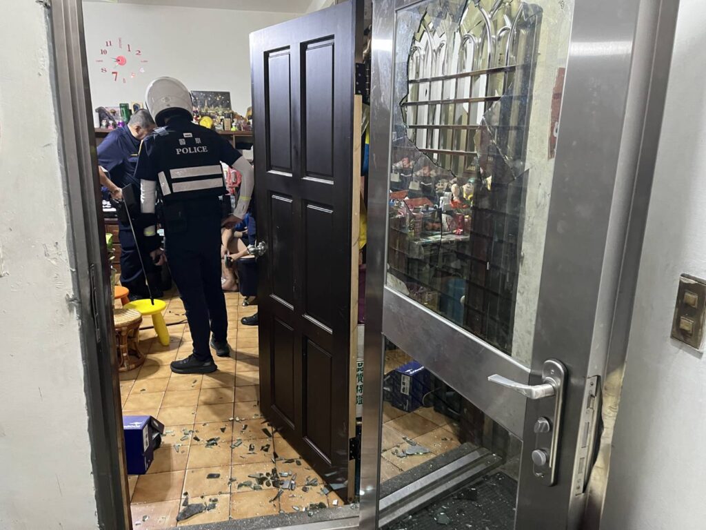 3男因糾紛竟公然持槍闖屋-桃警攻堅逮人查獲槍毒