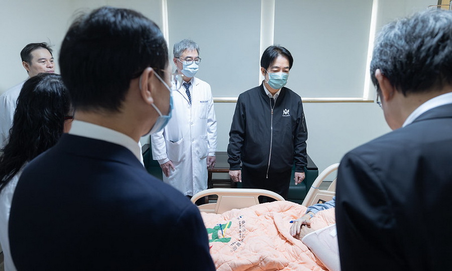 探視隨機襲擊事件傷者 賴清德:強化公共場所與人潮聚集區的警力與快打部署 - 台北郵報 | The Taipei Post 探視隨機襲擊事件傷者 賴清德:強化公共場所與人潮聚集區的警力與快打部署 - 台北郵報 | The Taipei Post