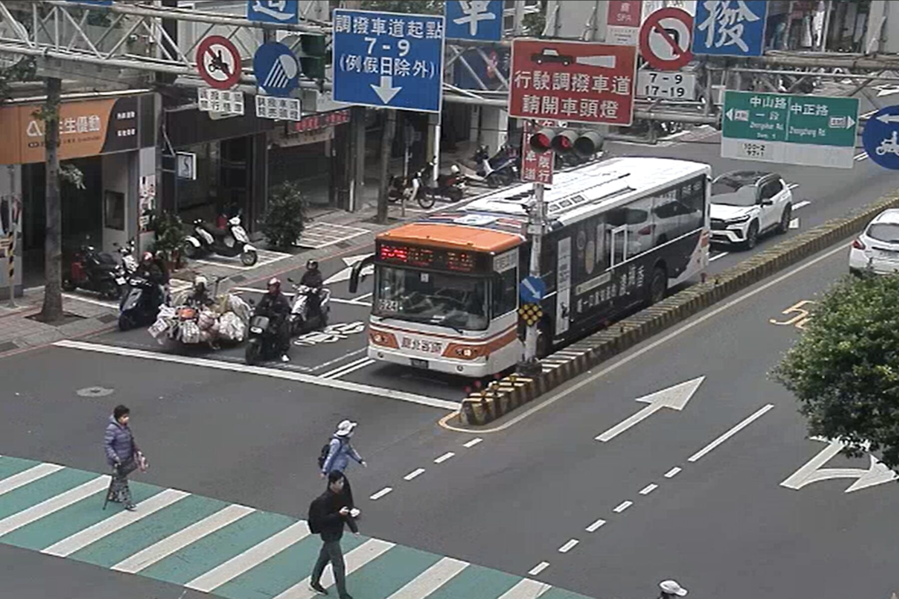 開工首日必看!新北「調撥車道」2/23 恢復運作 交通局:提早出門避車潮 - 台北郵報 | The Taipei Post 開工首日必看!新北「調撥車道」2/23 恢復運作 交通局:提早出門避車潮 - 台北郵報 | The Taipei Post