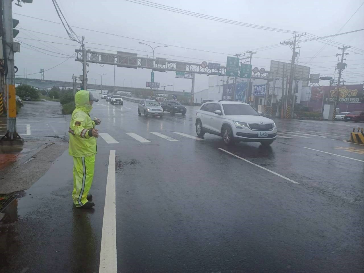228連假湧車潮 北區養護工程分局教你避開尖峰時段 - 台北郵報 | The Taipei Post 228連假湧車潮 北區養護工程分局教你避開尖峰時段 - 台北郵報 | The Taipei Post